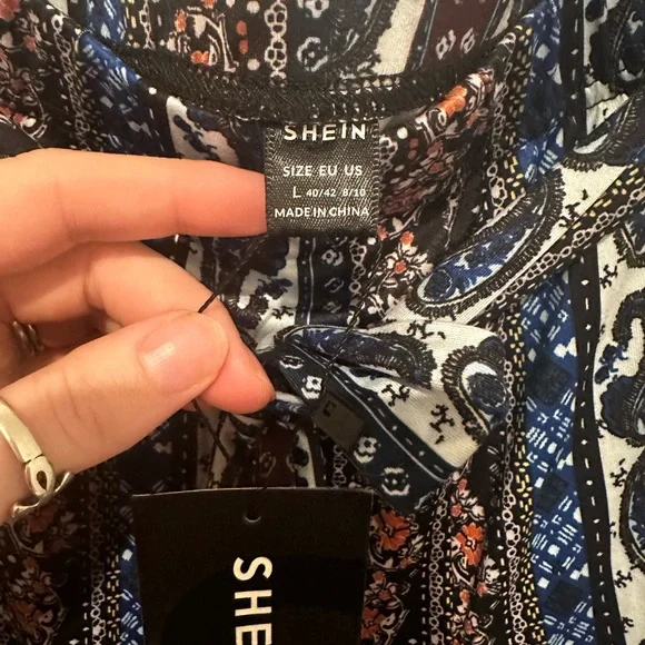 SHEIN tie waist paisley flare legging Size L NWT - Picture 3 of 5